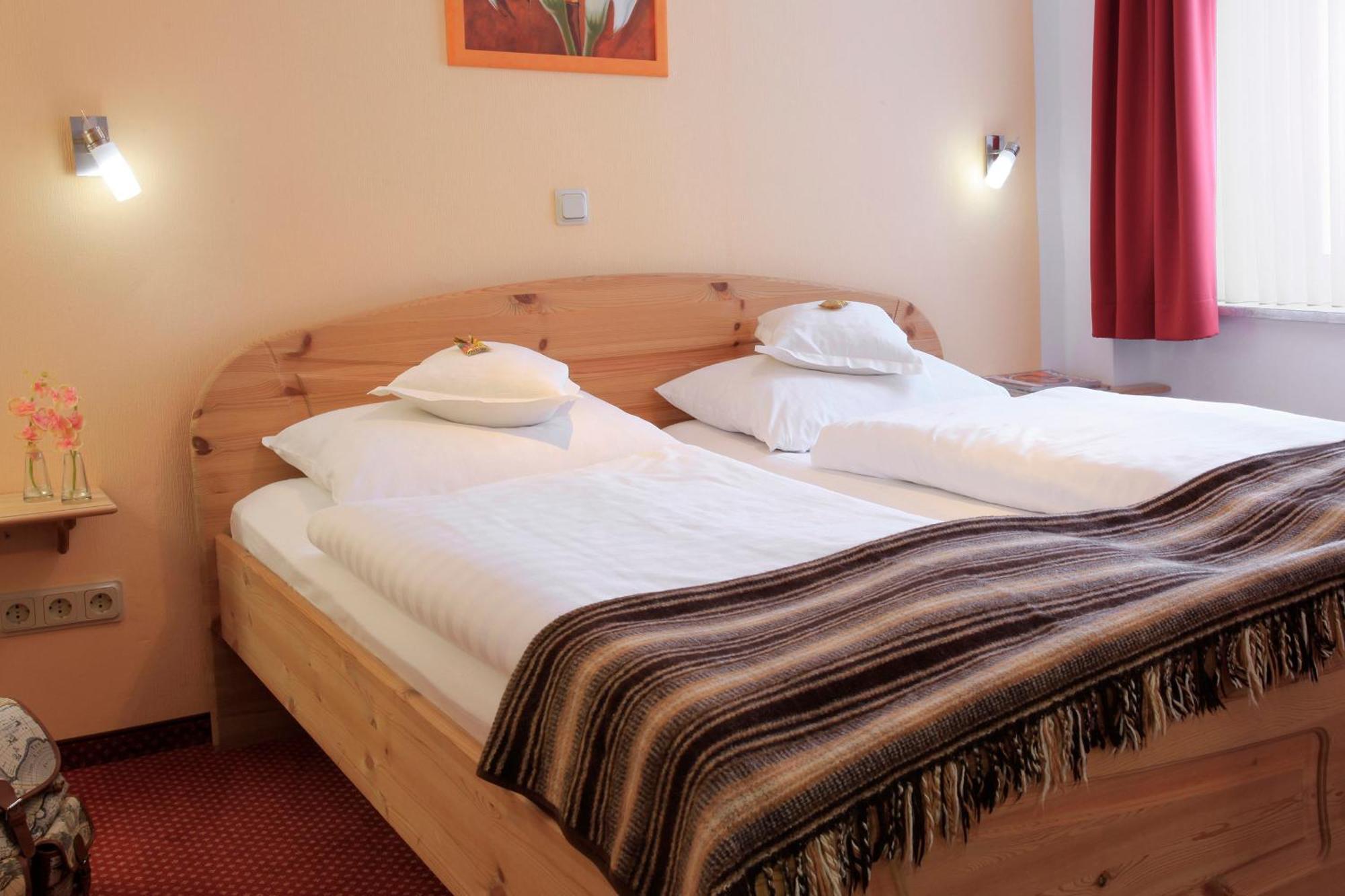 Hotel Sauerlaender Hof Willingen  Kültér fotó